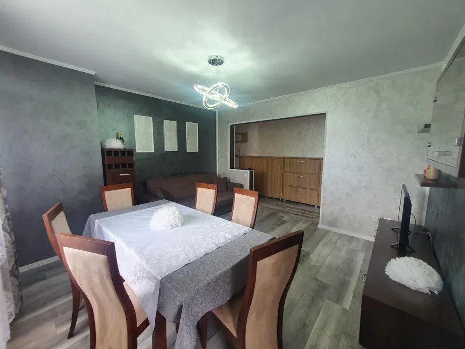 Apartament de 2 camere, 60 mp, Zona Eroilor