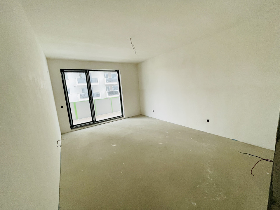 Apartament de 2 camere, 58mp, balcon 16mp, Zona VIVO