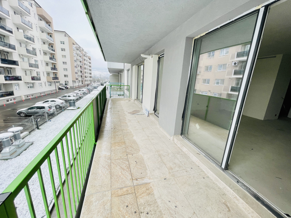 Apartament de 2 camere, 58mp, balcon 16mp, Zona VIVO