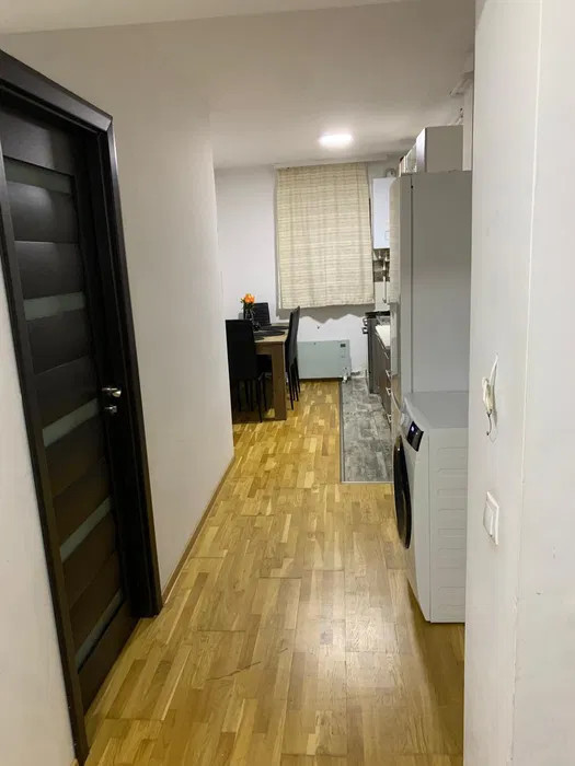 Apartament de 2 camere, 42 mp, zona Razoare