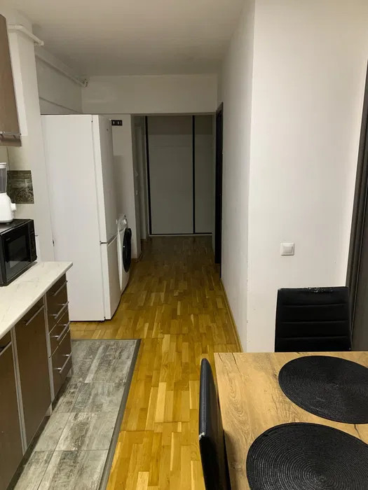 Apartament de 2 camere, 42 mp, zona Razoare