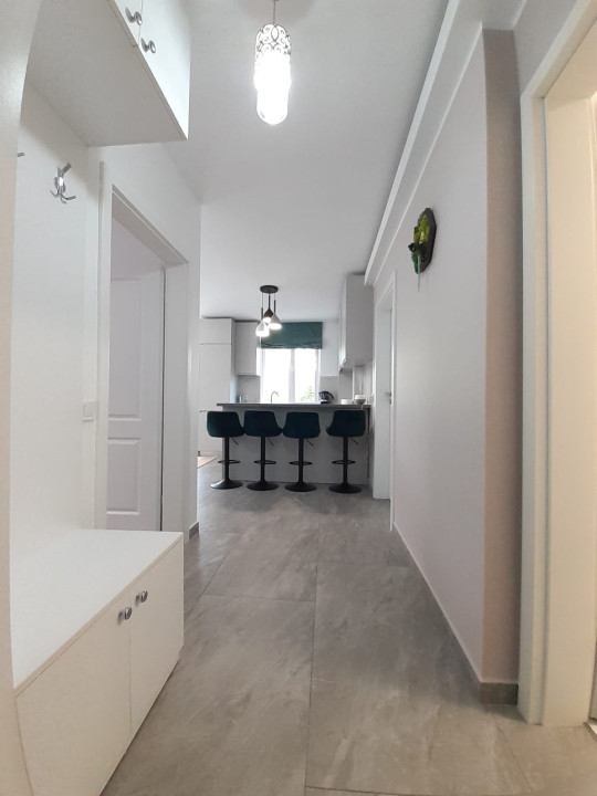 Apartament de 3 camere ultra lux, 53 mp, parcare, zona Vivo