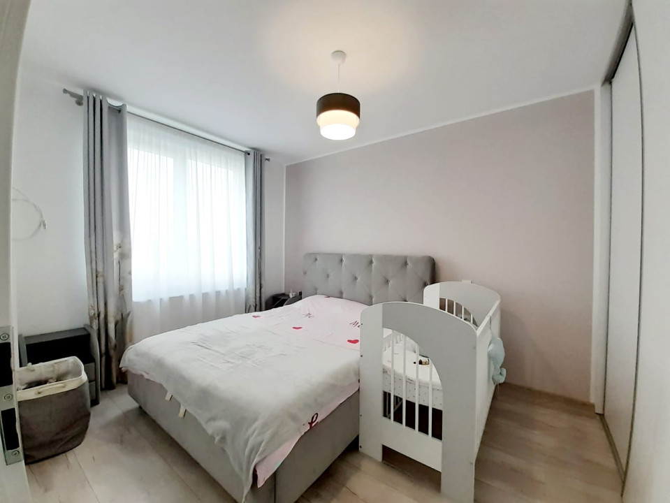 Apartament de 3 camere ultra lux, 53 mp, parcare, zona Vivo