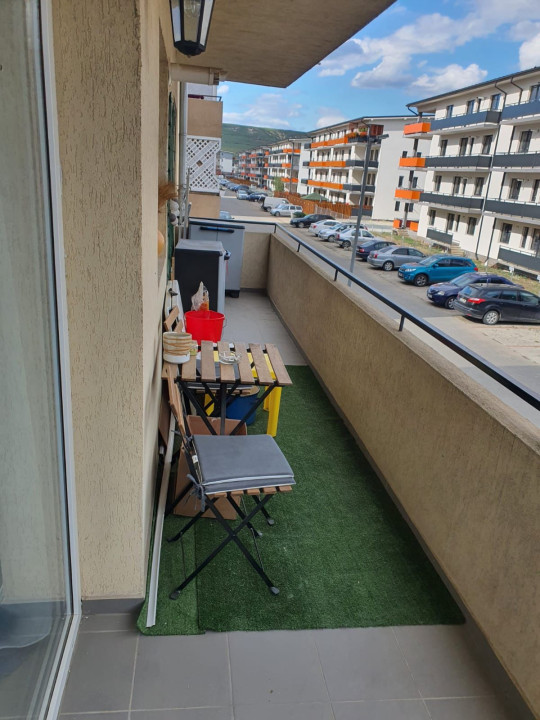 Apartament de 2 camere, 52 mp, decomandat, parcare, Sesul de Sus