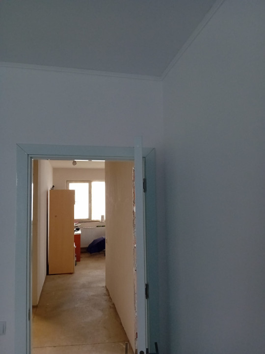 Apartament de 3 camere semifinisat, 69 mp, zona Sesul de Sus