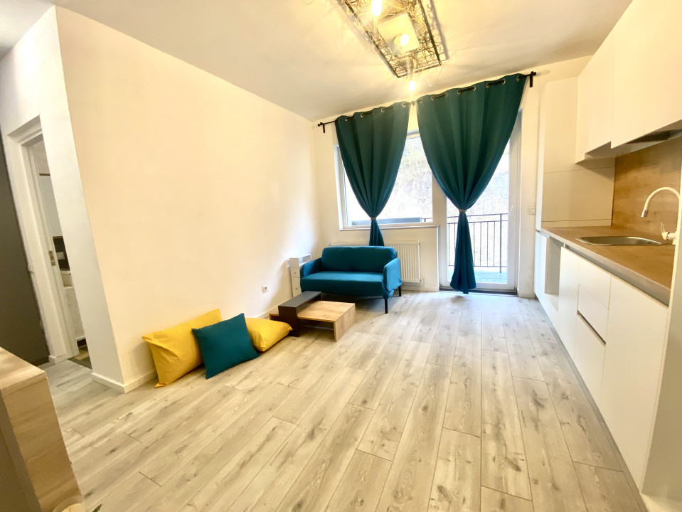 Apartament finisat, mobilat lux, parcare subterana , Teilor