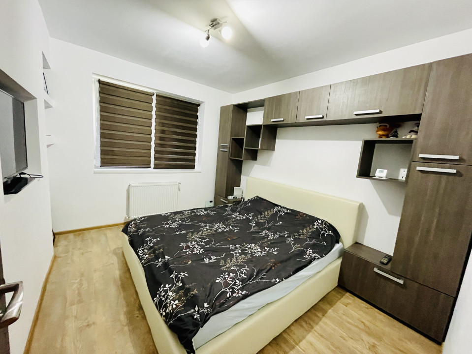 Apartament de 3 camere, 66 mp, terasa 70 mp, Zona Somesului