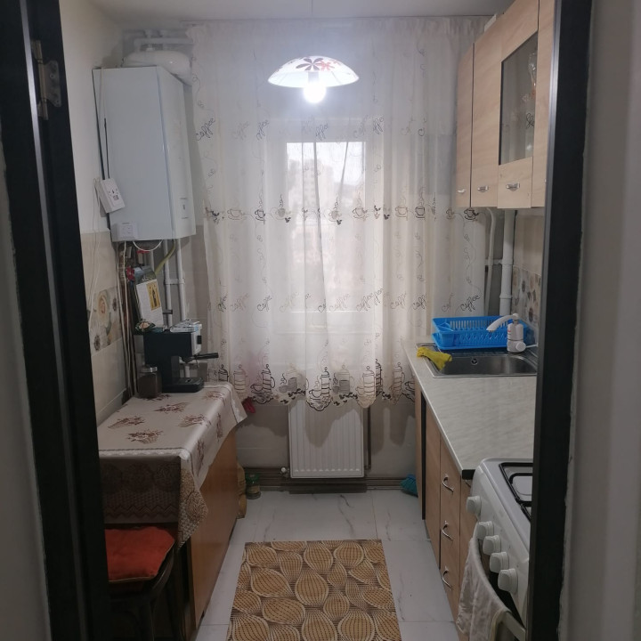 Apartament de 3 camere, 51 mp, 3.5 mp balcon, Manastur