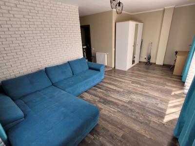 OPORTUNITATE! Apartament cu 1 camera, mobilat utilat, parcare in garaj