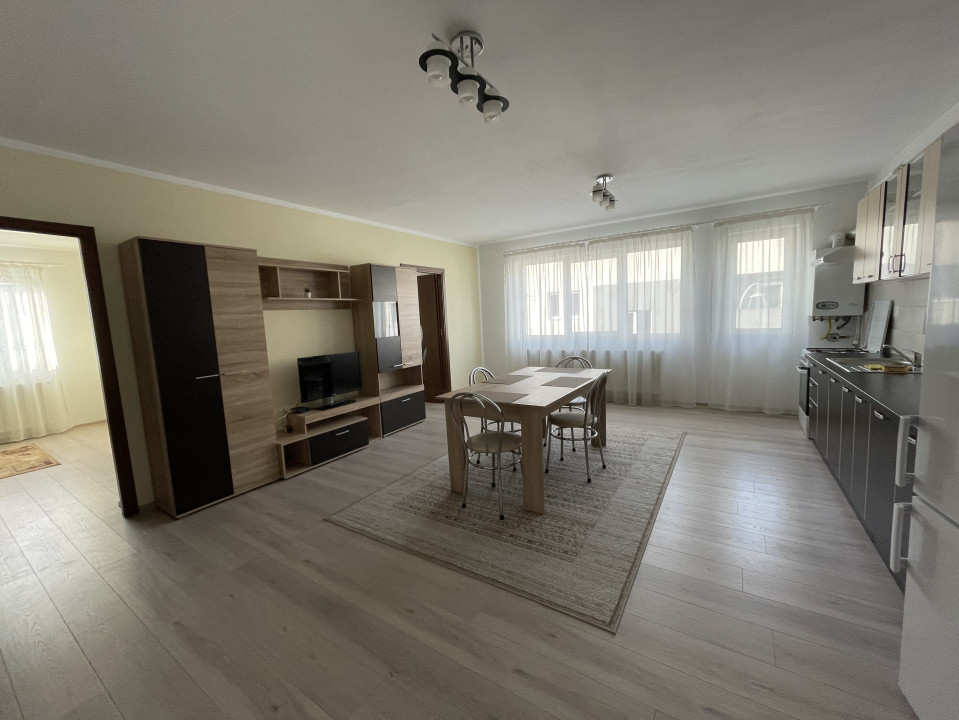 Apartamen de 3 camere, 65 mp, doua bai, mobilat utilat, zona Șesul de sus