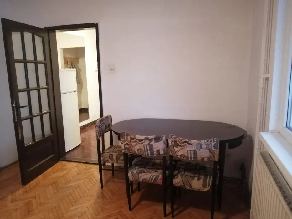 Apartament 3 camere 70mp, Manastur