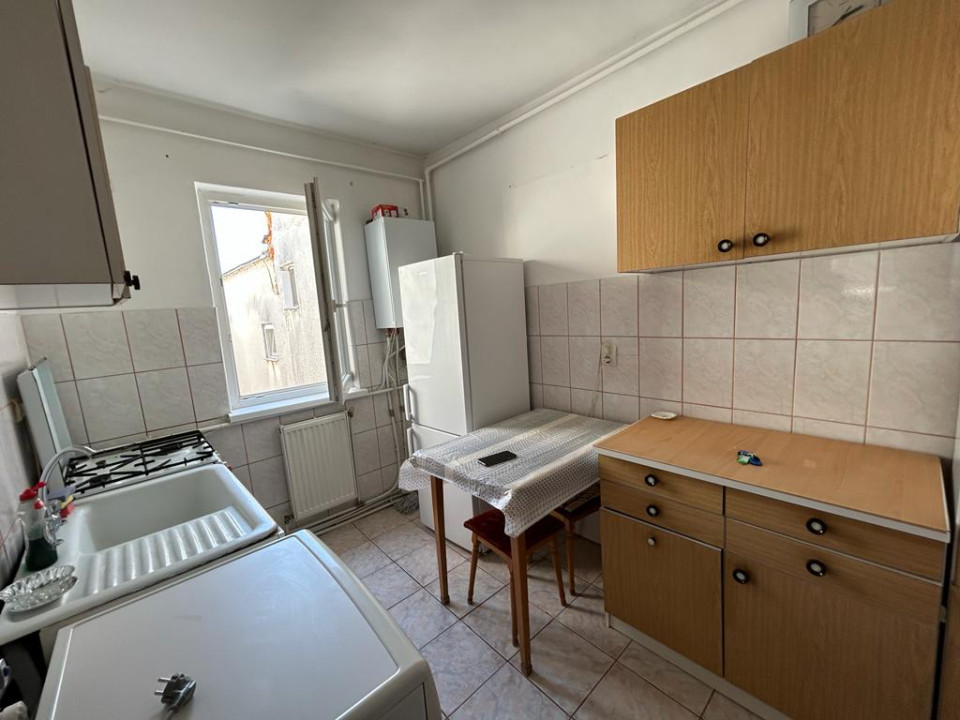 Apartament de 2 camere, 34 mp, mobilat/utilat, zona strazii Mehedinti