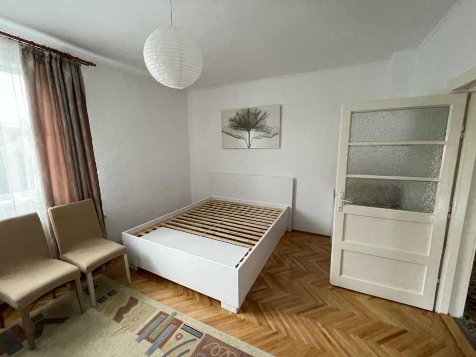 Apartament la casa cu gradina, cartier Andrei Muresanu