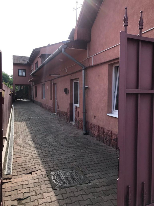 Casa de vanzare 190mp, 6 camere, curte 389mp, zona semicentrală Cluj