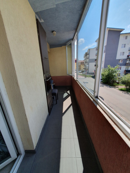 Apartament de 3 camere, 63 mp Zona Stejarului