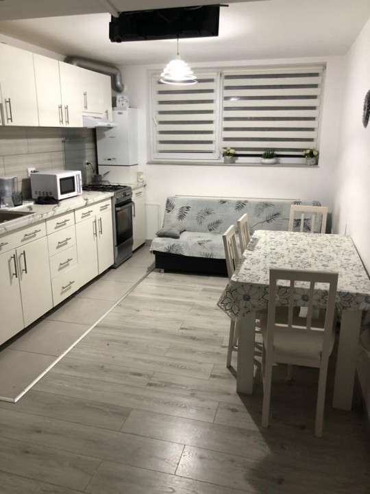 Apartament 3 camere 54 mp, balcon, Ioan Rus