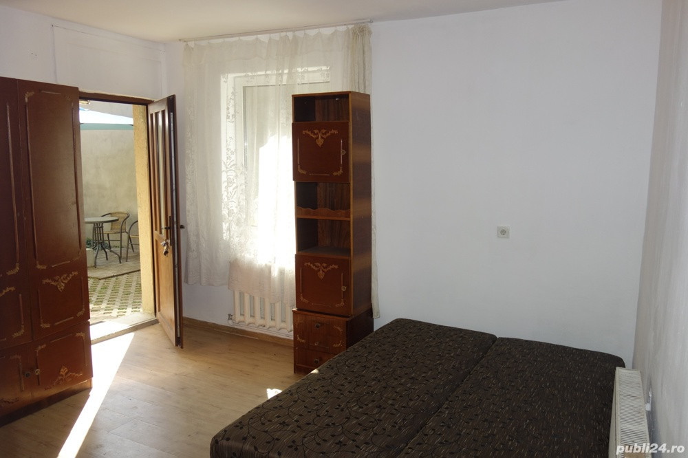 Apartament 2 camere, Intre Lacuri, curte