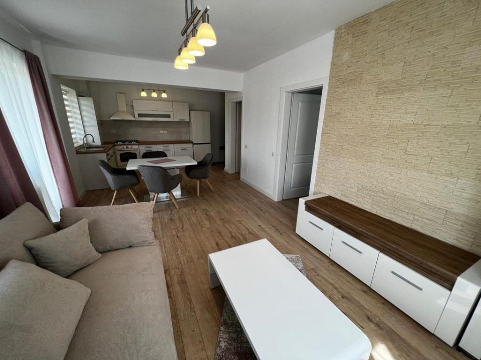 apartament de 2 camere , mobilat si utilat , 50 mp , in zona sesul de sus .