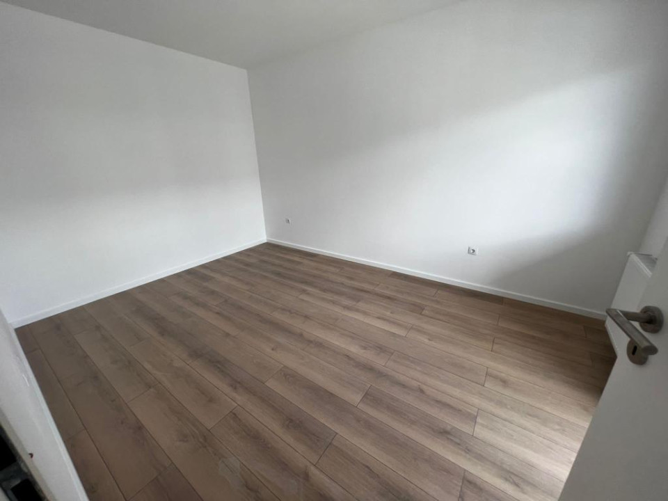 Apartament de 2 camere , finisat,  52 mp , in zona Sesul de Sus .