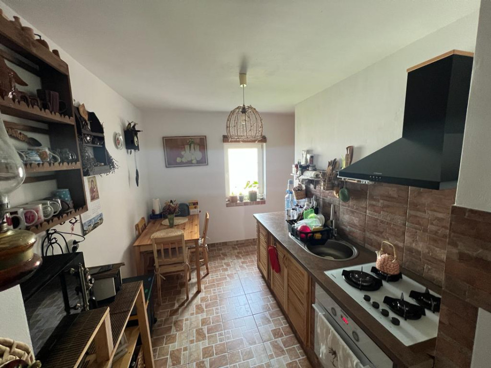 Apartament de 3 camere , 62mp , in zona Gheorghe Doja.