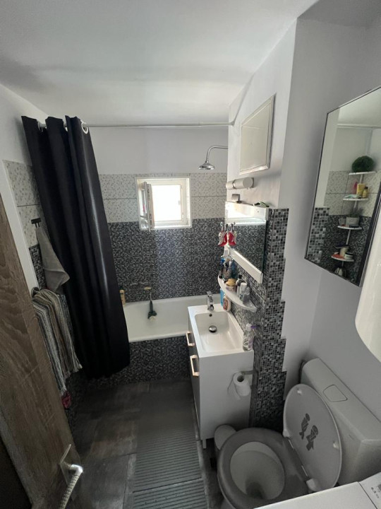 Apartament de 3 camere , 62mp , in zona Gheorghe Doja.