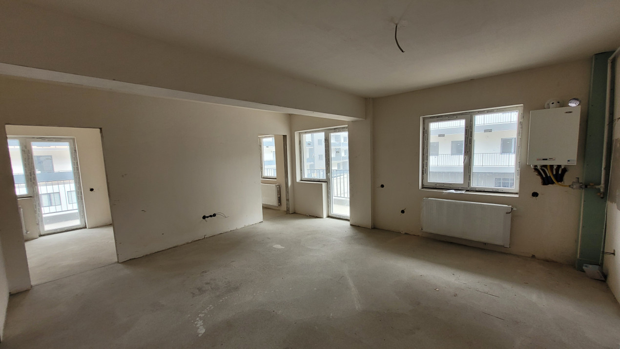 Apartament de 3 camere, semifinsiat, 20 mp terasa, zona Terra 