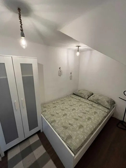 Apartament ultracentral 28 mp,  centru istoric, curte