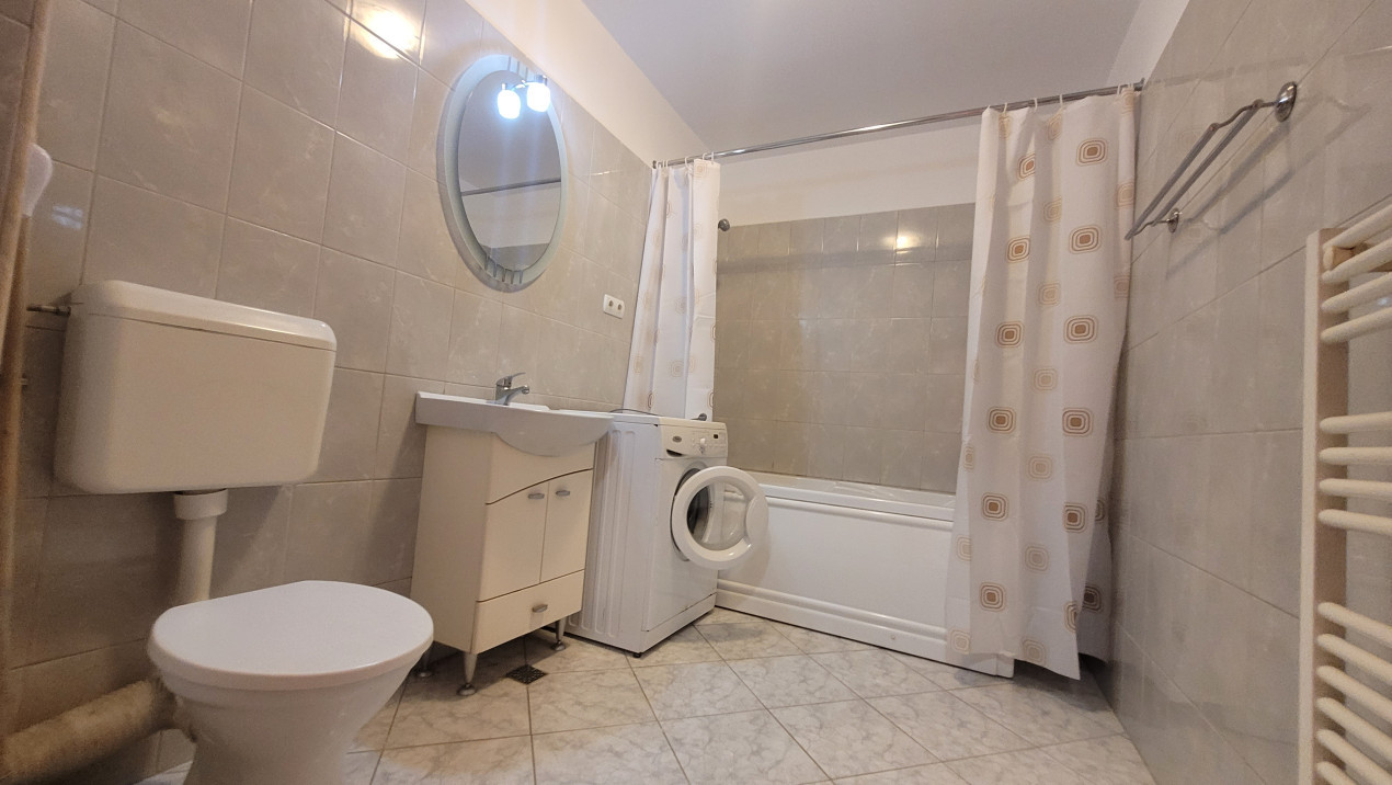 Apartament de 2 camere, decomandat, terasa 13 mp, mobilat utilat, zona Porii