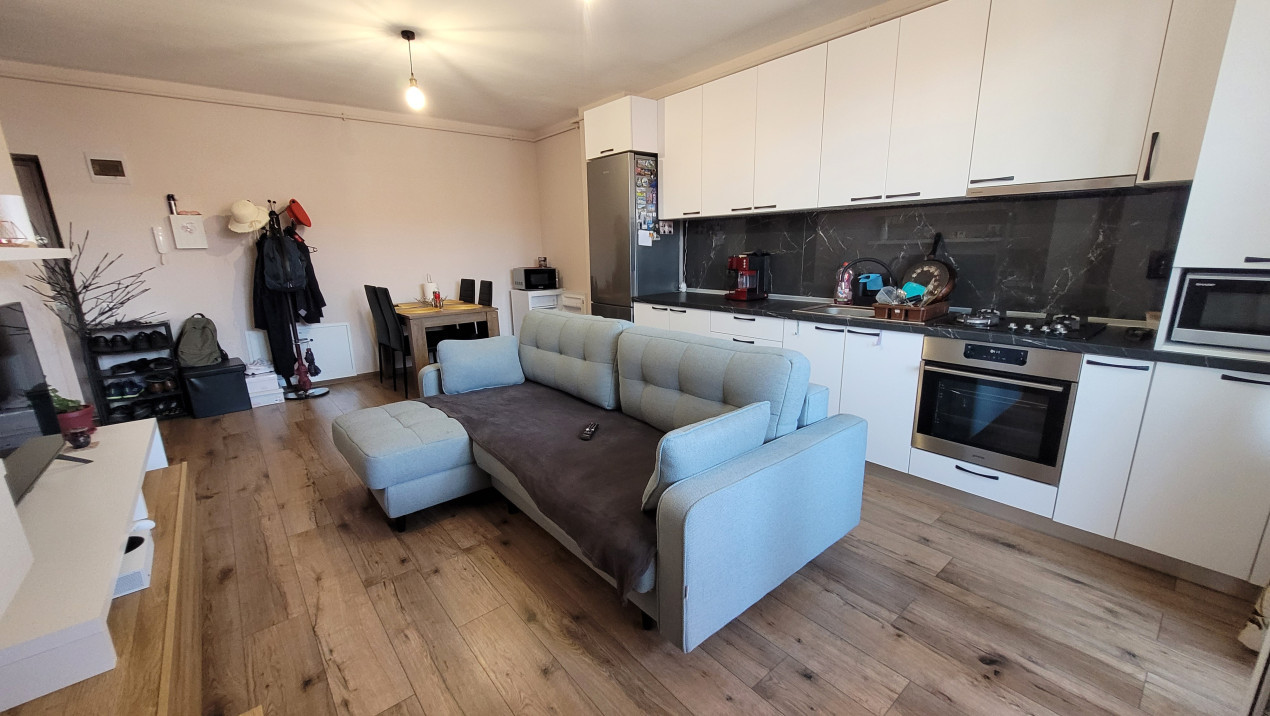 Apartament de 2 camere, mobilat utilat, parcare subterana, zona Tautiului