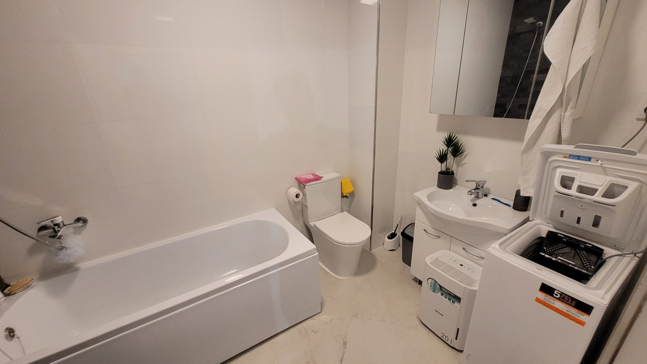 Apartament de 2 camere, mobilat utilat, parcare subterana, zona Tautiului