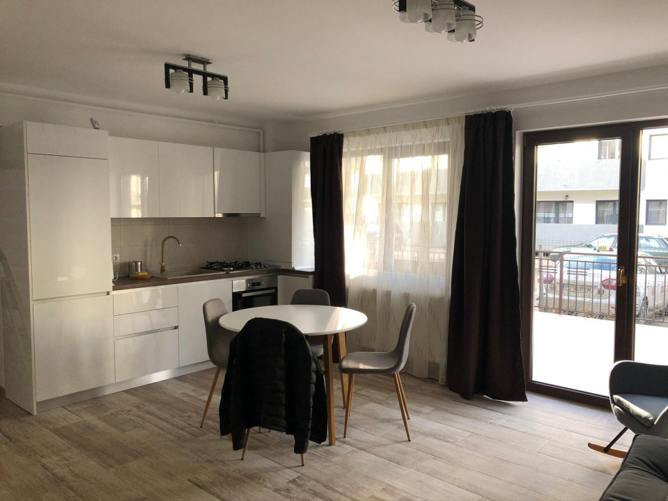 Apartament de 2 camere, 50 mp utili, 50 mp terasa, mobilat utilat, zona Terra