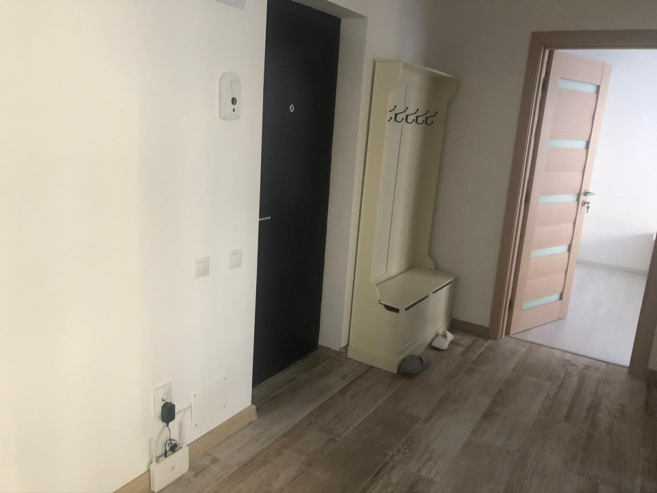 Apartament de 2 camere, 50 mp utili, 50 mp terasa, mobilat utilat, zona Terra