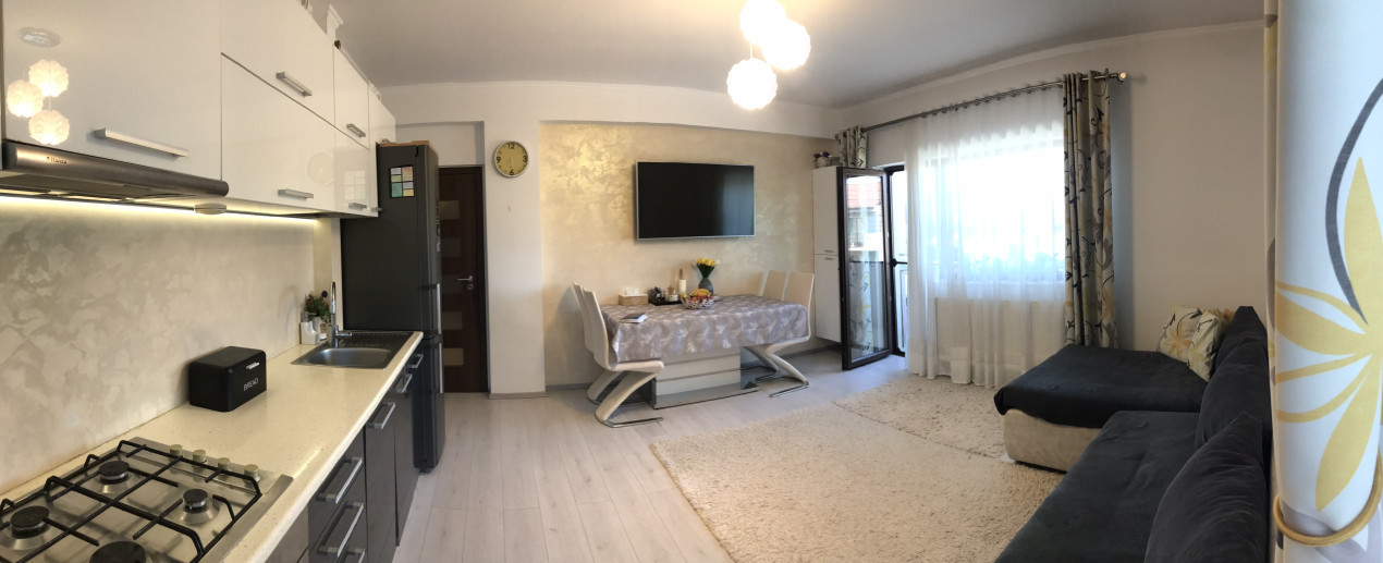 Apartament de 3 camere, mobilat utilat, loc de parcare, zona Tautiului