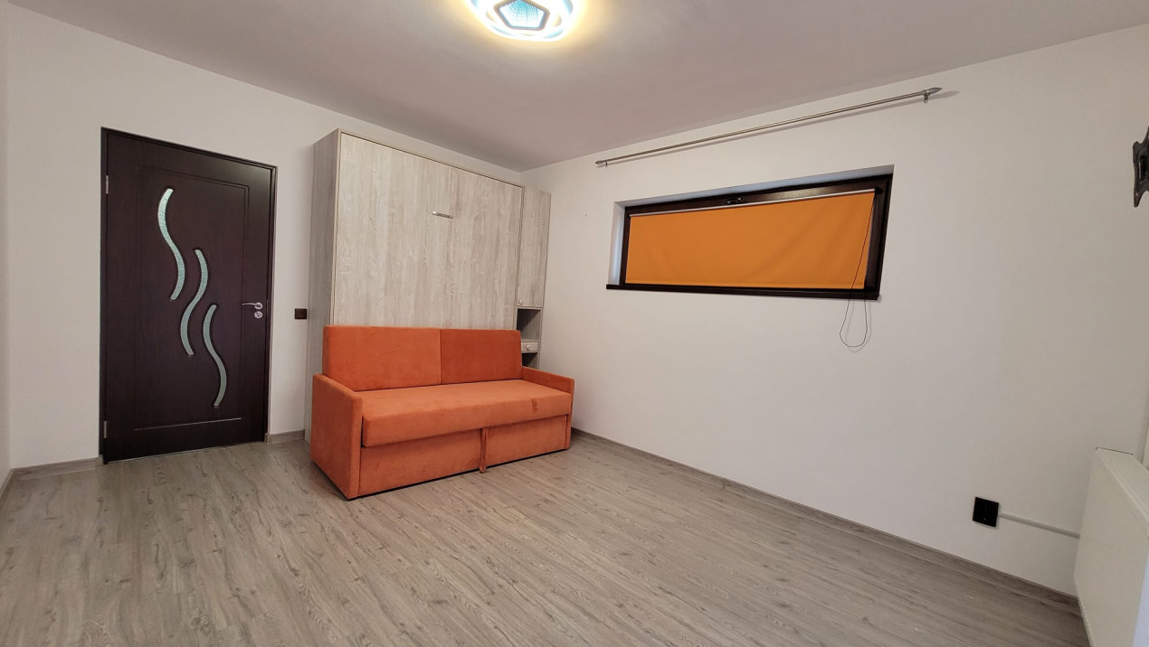 Apartament 3 camere, 62 mp, balcon, parcare, zona Sub Cetate