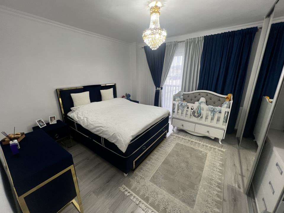 Apartament de 3 camere ultra lux, 56 mp , parcare, zona Eroilor