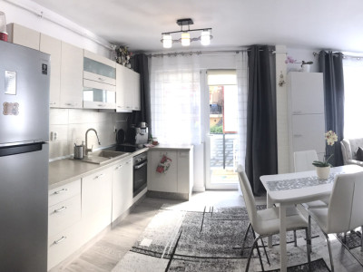 Apartament cu parcare pe strada Fagului