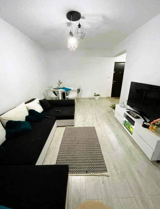 Apartament finisat modern pe strada Porii