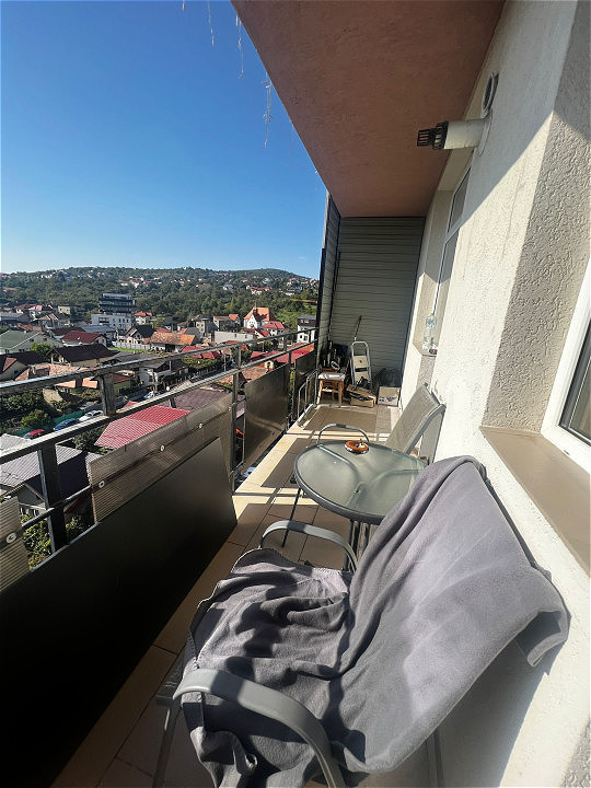 Apartament de 2 camere, 38 mp, balcon, zona Oasului