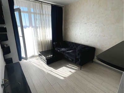 Apartament de 2 camere, 38 mp, balcon, zona Oasului