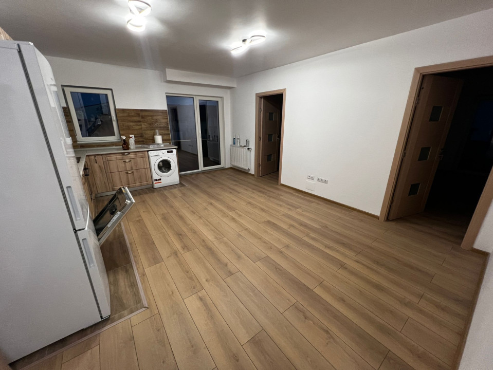 Apartament de 3 camere, 57,5 mp, balcon, zona Tineretului