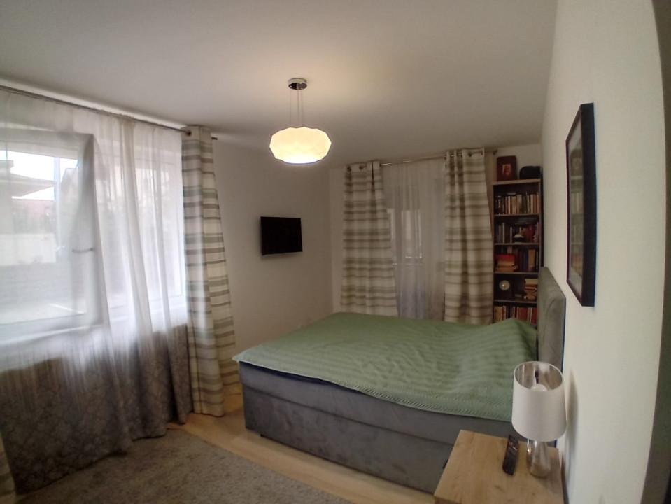 Apartament de 3 camere, 67 MP, parcare inclusa, zona Florilor