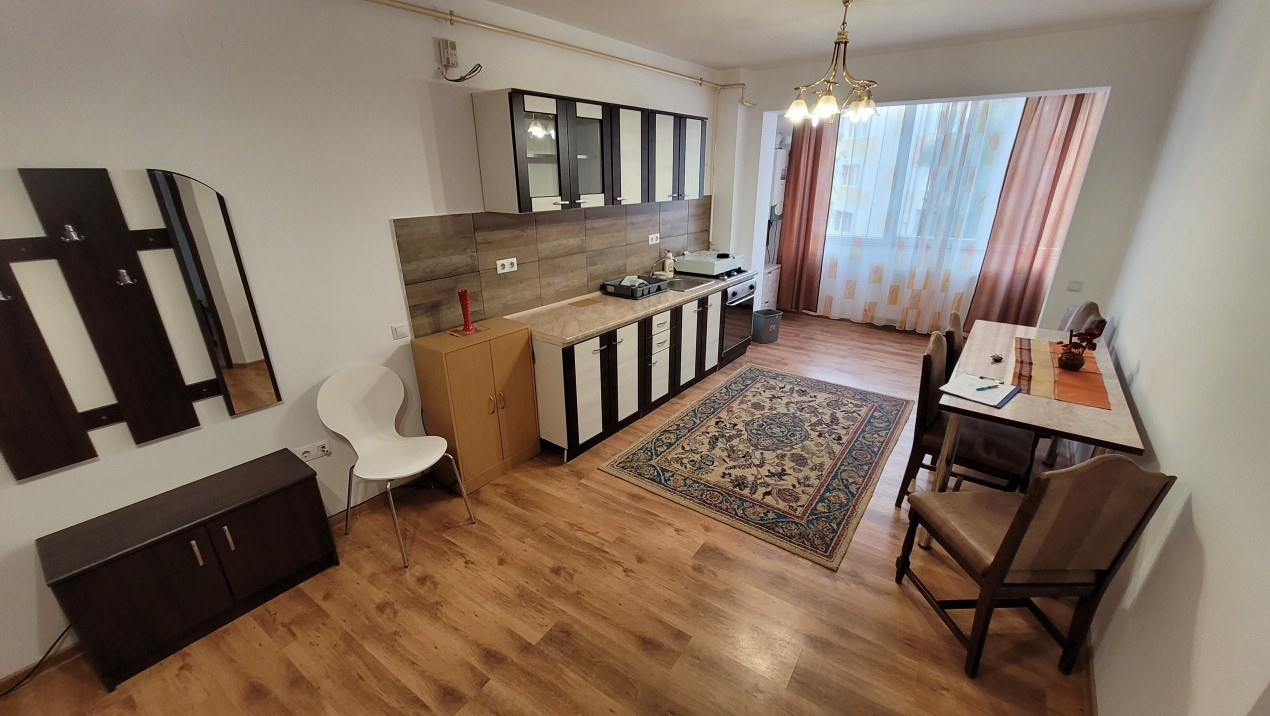 Apartament de 3 camere, 67 mp, loc de parcare, mobilat utilat, zona Florilor