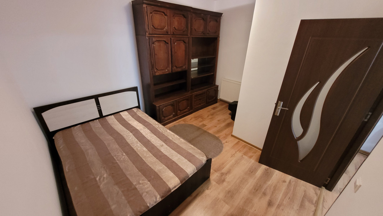 Apartament de 3 camere, 67 mp, loc de parcare, mobilat utilat, zona Florilor