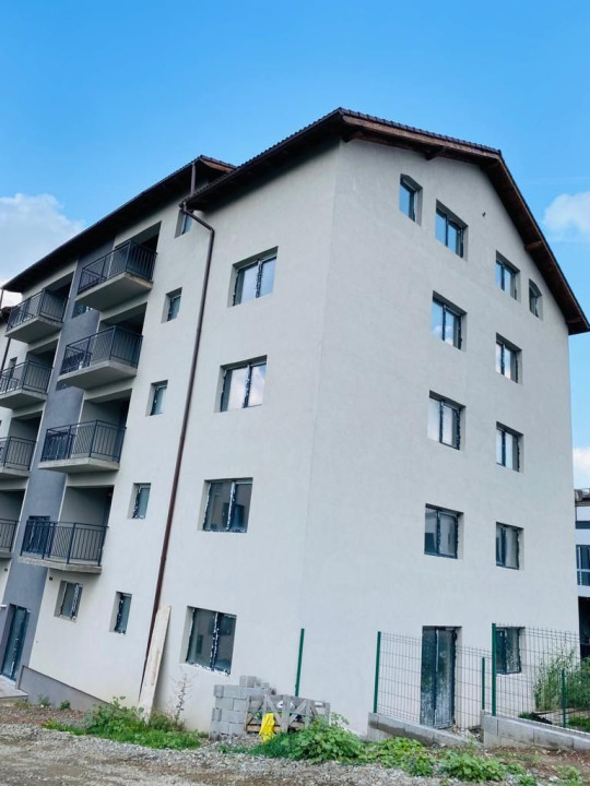 Apartament de 3 camere, 57 mp, finisat, 8 mp logie, Zona Vivo