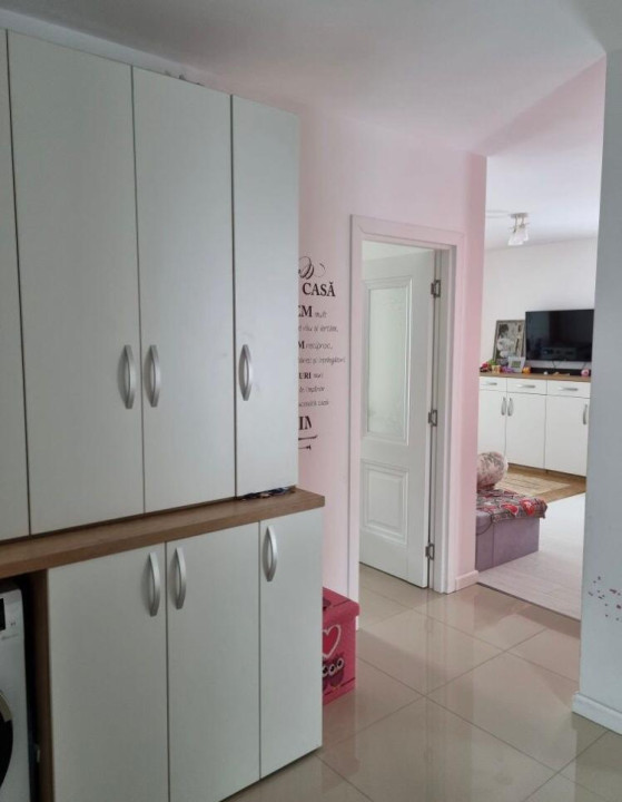 Apartamnet cu 2 camere,parcare subterana si boxa