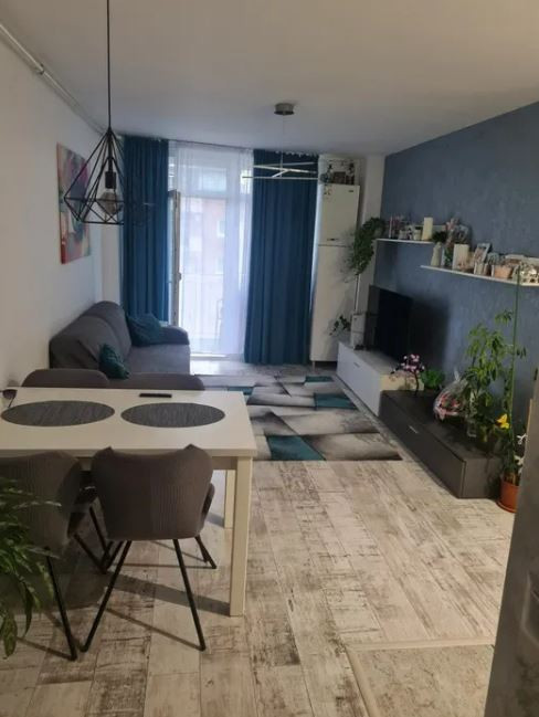 Apartament de 3 camere, 64 mp utili, balcon, parcare, Oasului