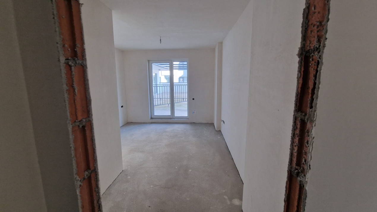 Apartament 2 camere 50 mp si terasa de 74mp, zona Vivo