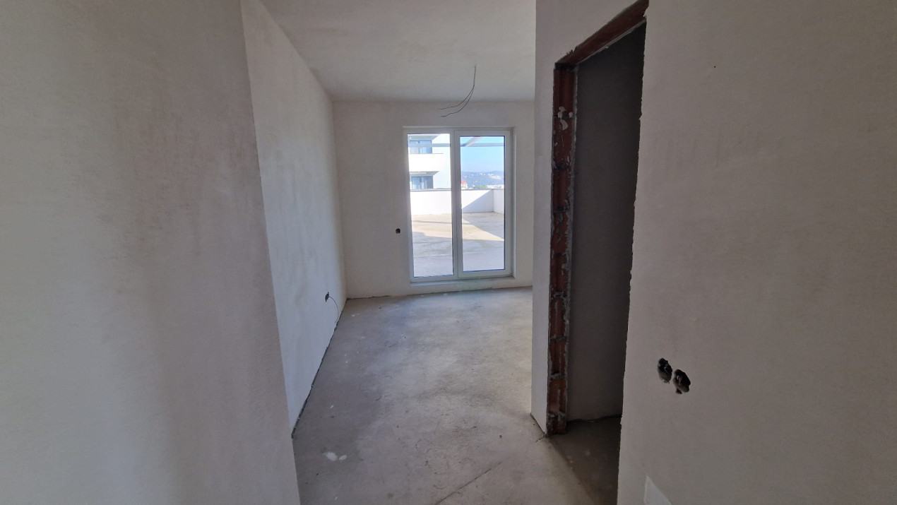 Apartament cu 2 camere 54,2 mp si terasa de 75mp, zona Vivo