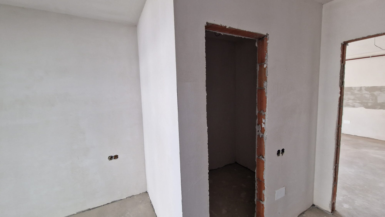 Apartament cu 2 camere 54,2 mp si terasa de 75mp, zona Vivo