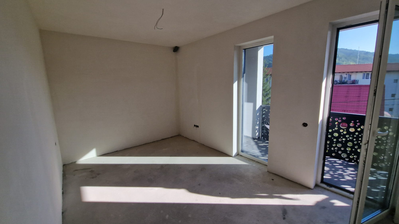 Apartament cu 2 camere 52,8 mp si balcon de 18,4mp, zona Vivo